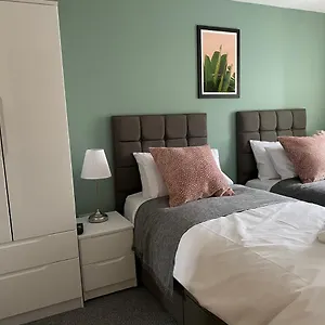 Apartment City Bridge Townhouse 4, Newcastle upon Tyne